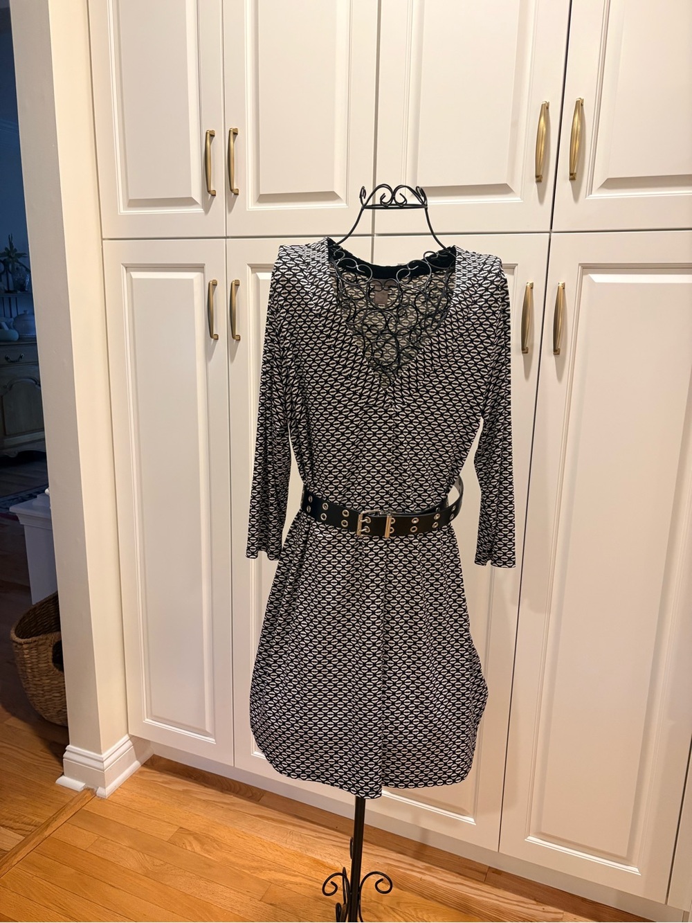 H&M Black & White Geometric V-Neck Dress